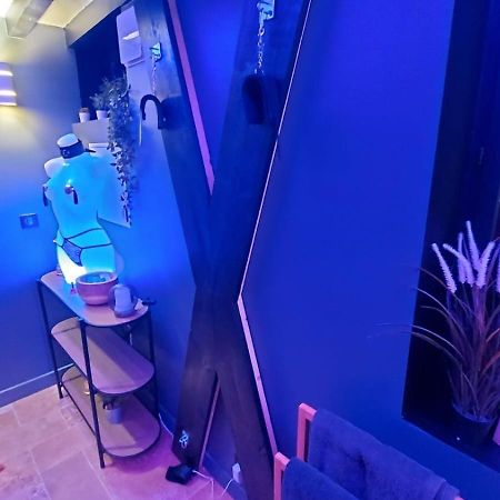 Loveroom Sauna, Balneo, Parking Prive Dans Le Centre De Онфльор Екстериор снимка