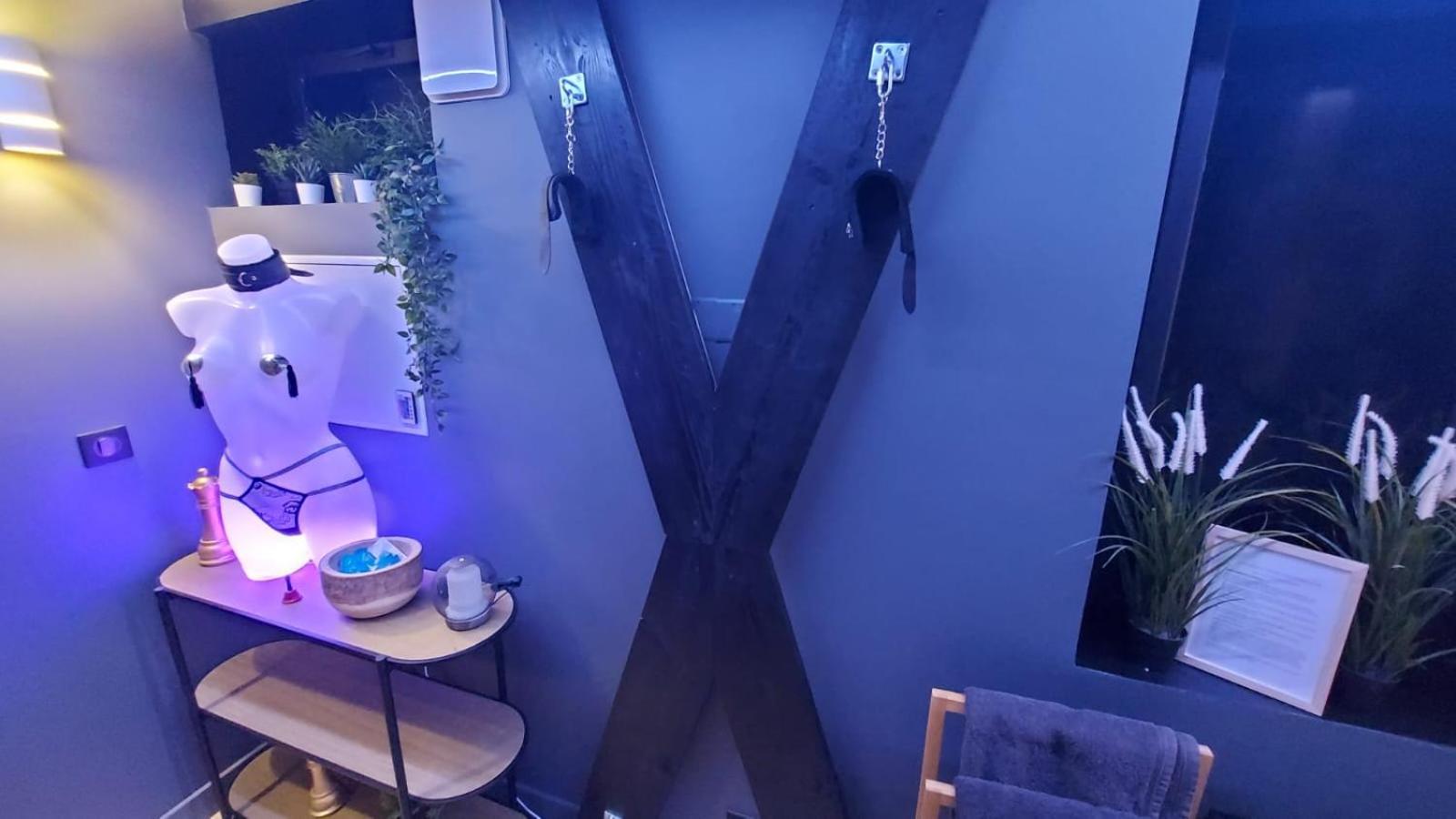Loveroom Sauna, Balneo, Parking Prive Dans Le Centre De Онфльор Екстериор снимка