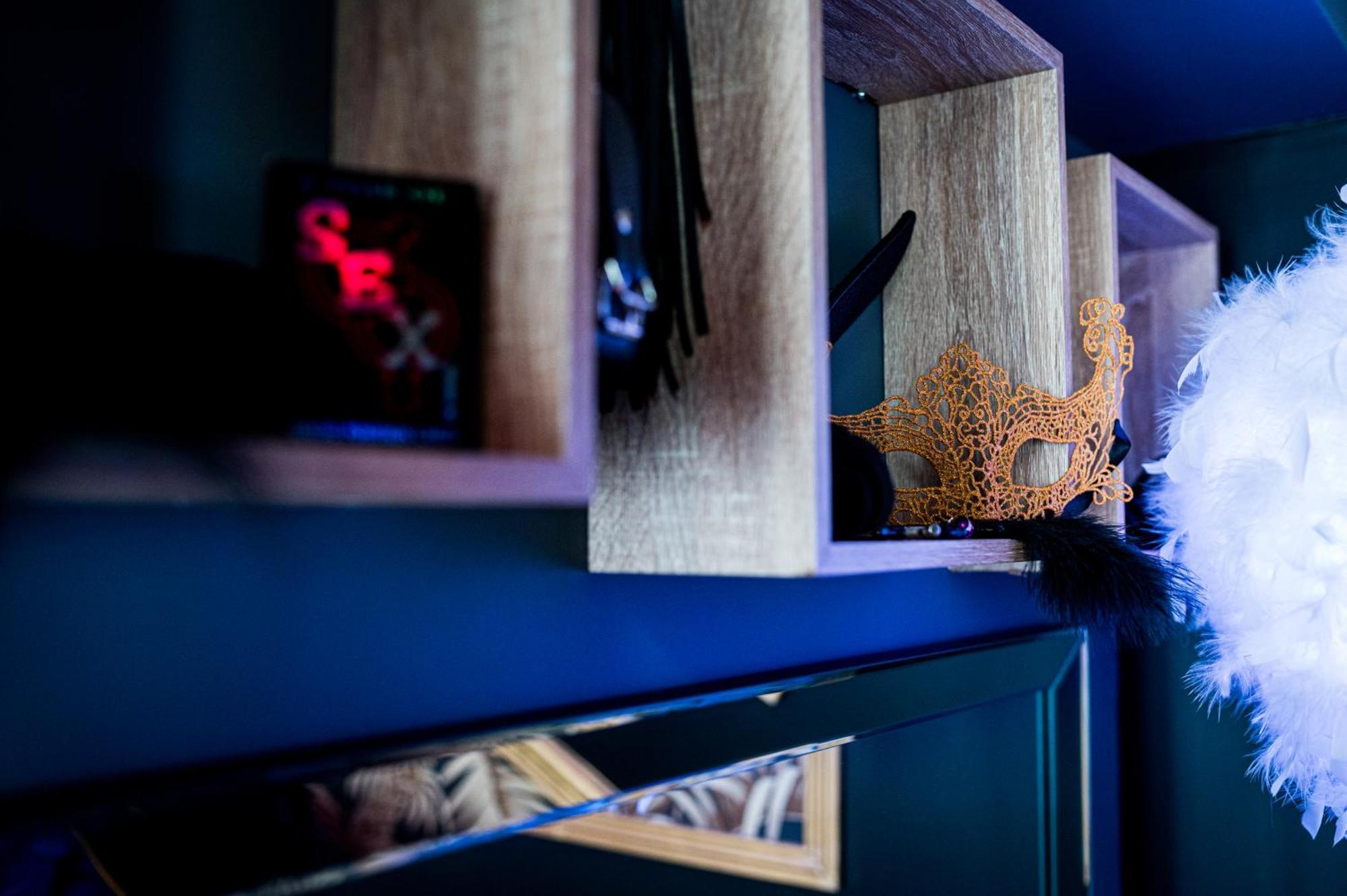 Loveroom Sauna, Balneo, Parking Prive Dans Le Centre De Онфльор Стая снимка