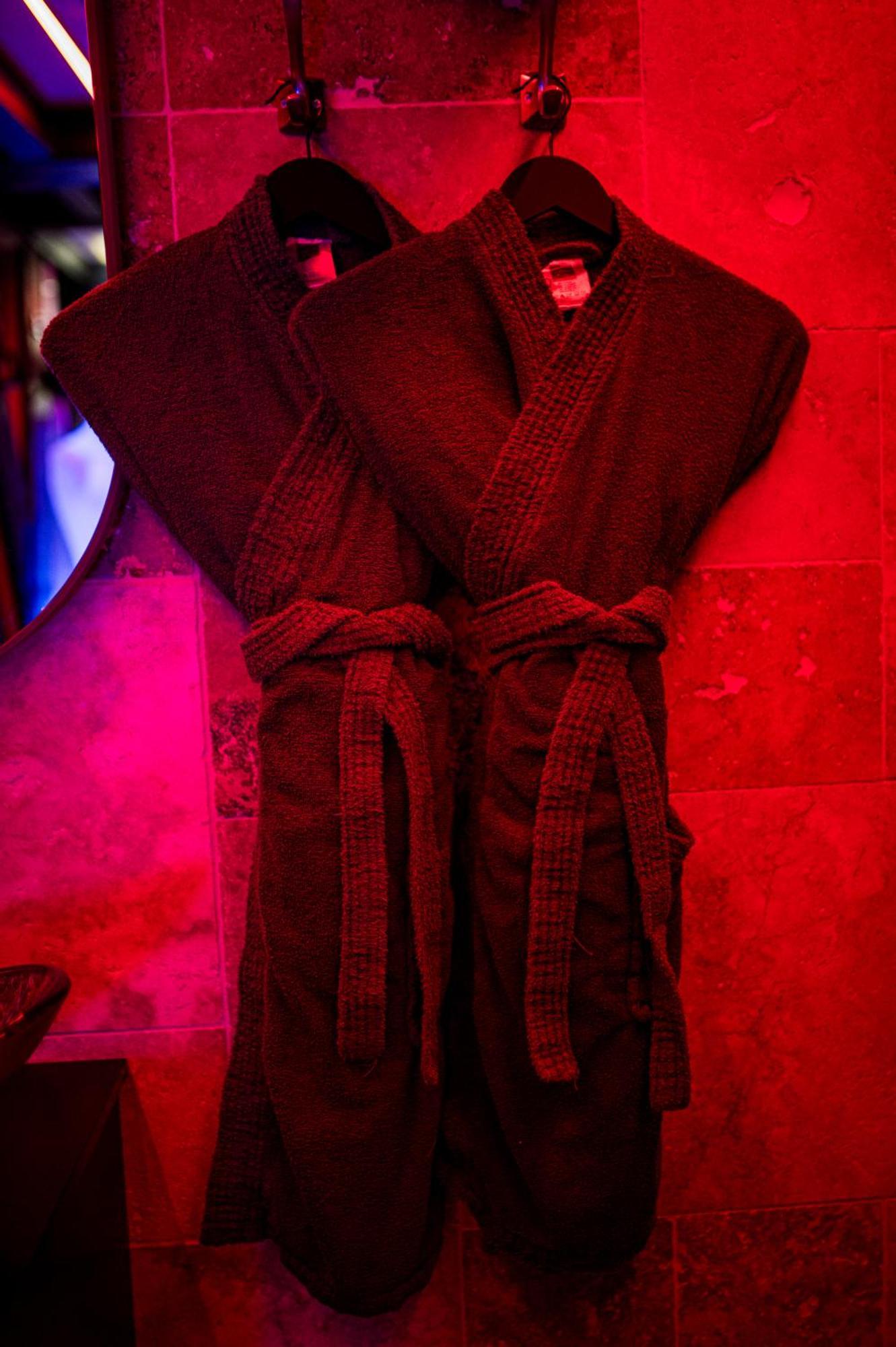 Loveroom Sauna, Balneo, Parking Prive Dans Le Centre De Онфльор Стая снимка